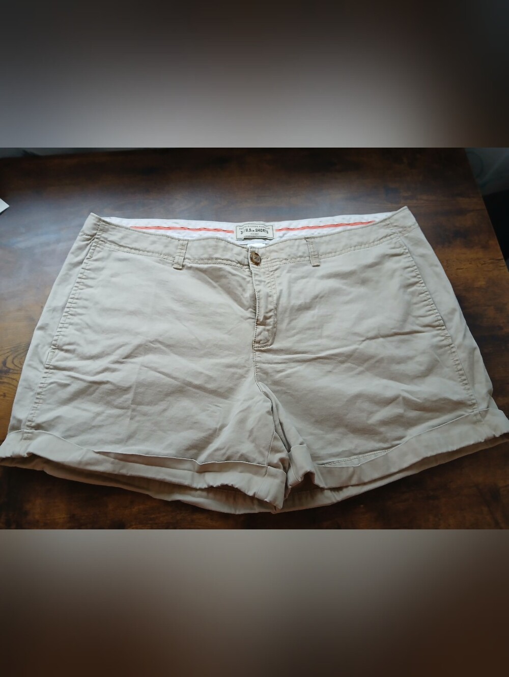 Women's Old Navy Classic Beige Chino Shorts